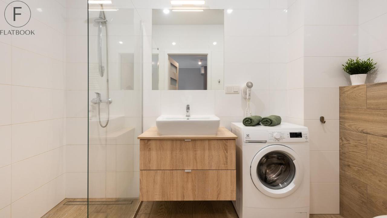 Flatbook - City Center Spa Apartments Motlawa Gdańsk Eksteriør billede